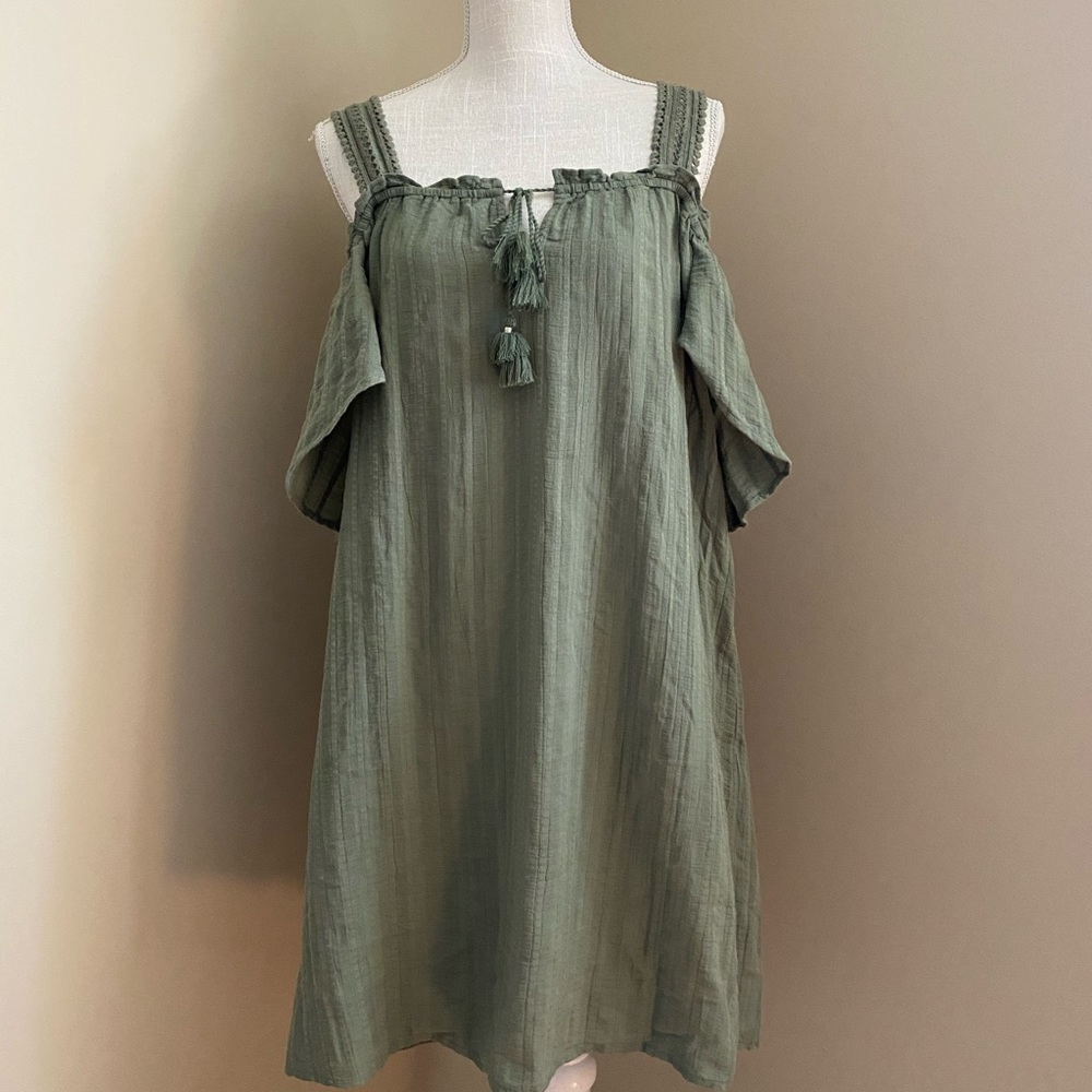 Aerie Beachy Off-The-Shoulder Dress
